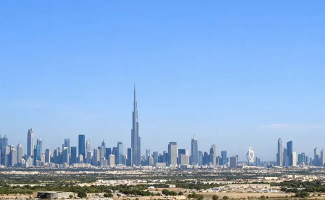 Famous landmark included in a city tour